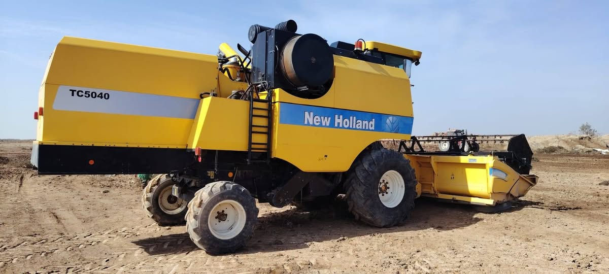 سلام عليكم حاصودة لبيع 4 بلم قايش موديل 2019 مكفولة كفالة عامة سعر 85 وبية مجال التصال علة رقم ***********
