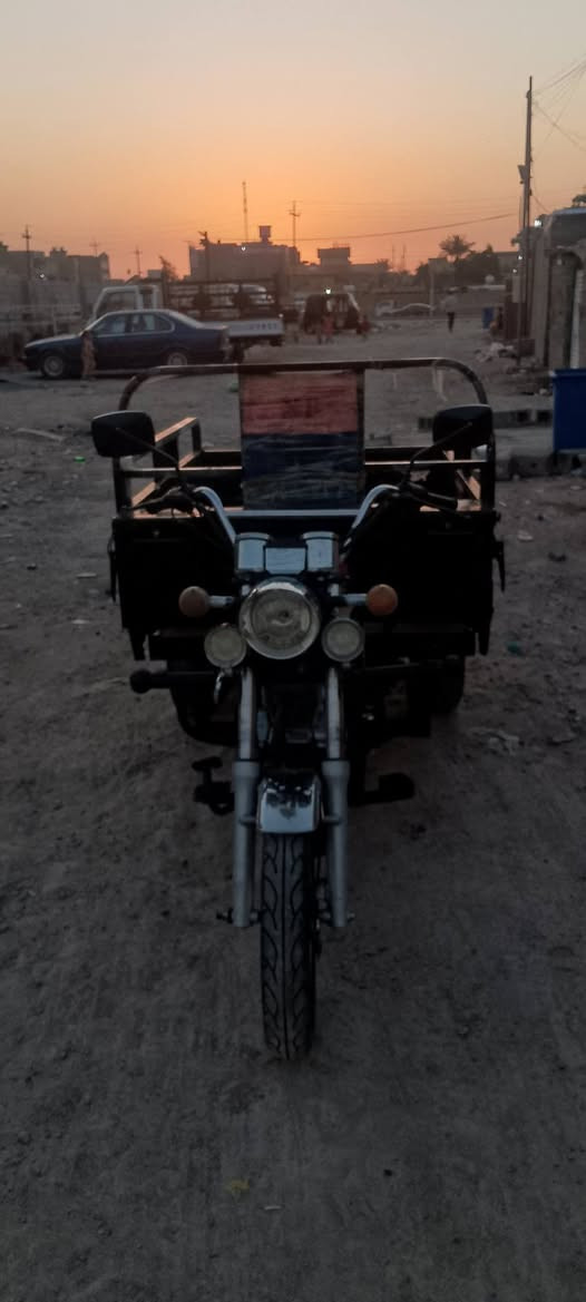 السلام عليكم ستوته موديل 2024 ستوته اخت الجديده برغي مانقص بيه لا صبغ ولا لحيم محرك نضيف كهربائيات شغاله مكفوله كفاله عامه السعر مليون وثمنميه وببها مجال***********
