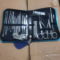 عدة العناية بالأظافر • ٢٦ قطعة