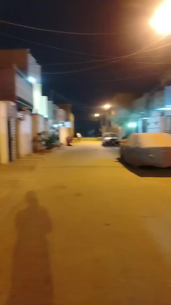 دار للبيع المساحة ١٠٠متر
شارع القديم قرب السيطرة الثانية مقابيل ماركت فقار

للاستفسار ***********
