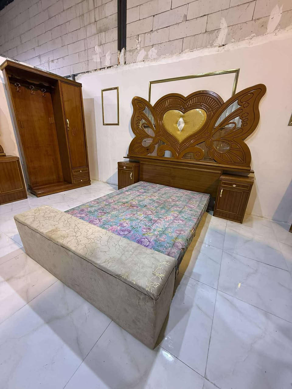 غرفه خمس بواب داخل خارج صاج شغل وصط
السعر ٨٠٠ ٧٥٠ قفل
شد نقل داخل بغداد مجاني
٧ قطع
شازلون هديه


**إذا كنت صاحب هذا الإعلان وتريد حذفه لأي سبب، رجاءا أرسل رسالة إلى الدعم الفني**