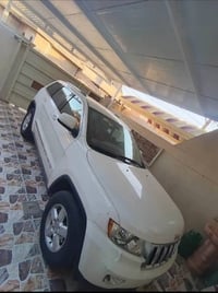 جراند شيروكي لاريدو • ٢٠١١ • مكينة وجير جديد