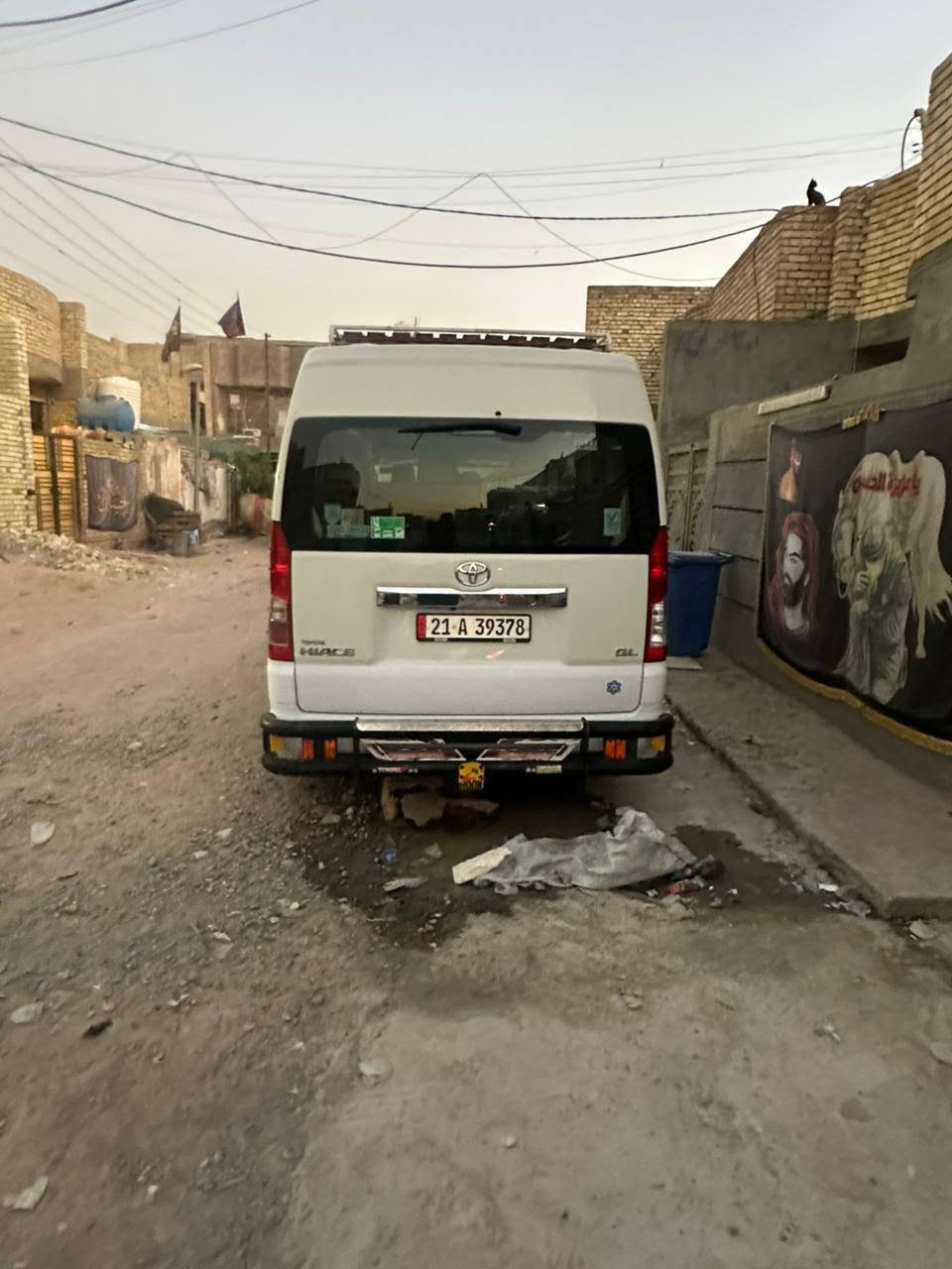 يا الله
سيارة تويوتا هايسا موديل 2023 
أوتو أوتوماتيكي 
كير مكينة صدر كفالة 
دوشمة عام مقاعد كاملة 
مراوح امامية 
تخم اطارت جديدة 
سنويا إصدار جديد
السعر 4 شدات و 10 أوراق 
وبيه مجال بسيط 
للاستفسار الاتصال على هذه الرقم 
***********
