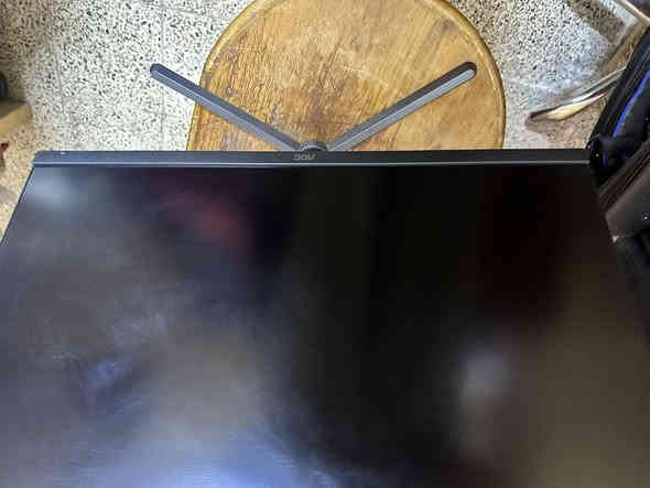 السلام عليكم 
شاشة AOC FHD   1080 
180hz
حجم27
نضيفة و كامل ملحقات و مستخدمة لمدة  اقل الاسبوع الله شاهد السعر 160
مكاني بغداد المشتل 
*********** بغداد المشتل 
***********
