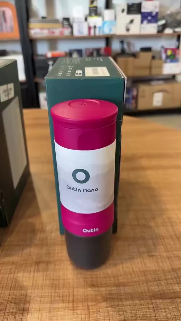 تروح للسفر ! او للدوام ! بعد لتشيل هم لگهوتك صار وياك هي و حارة كبسولة و مطحونة متوفر بالوان من احسن الشركات و ماركات للاستفسار خااص 
ماوفر جملة و مفرد


**إذا كنت صاحب هذا الإعلان وتريد حذفه لأي سبب، رجاءا أرسل رسالة إلى الدعم الفني**