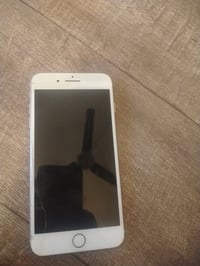 ايفون ٨ بلس  تواصل   07700559742