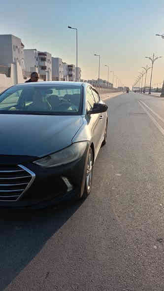 السلام عليكم للبيع سيارة انتر موديل 17 محرك 2000 ضربتها شبر بنيد و بالجاملق فقط سيارة نص فول مواصفات سيارة حلوة 
سعر 133 ورقه 
 بيها مجال 
رقم صاحب السياره 
***********
