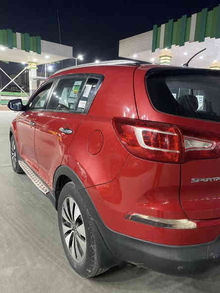 السلام عليكم 
للبيع كيا سبورتج خليجي 
موديل 11شكل 2015
كير ومحرك مكفول بدون فتح 
كفاله عامه فقط بارد بيها مكانين 
مكاني بغداد 
السعر 135
***********
اتصال او واتساب
