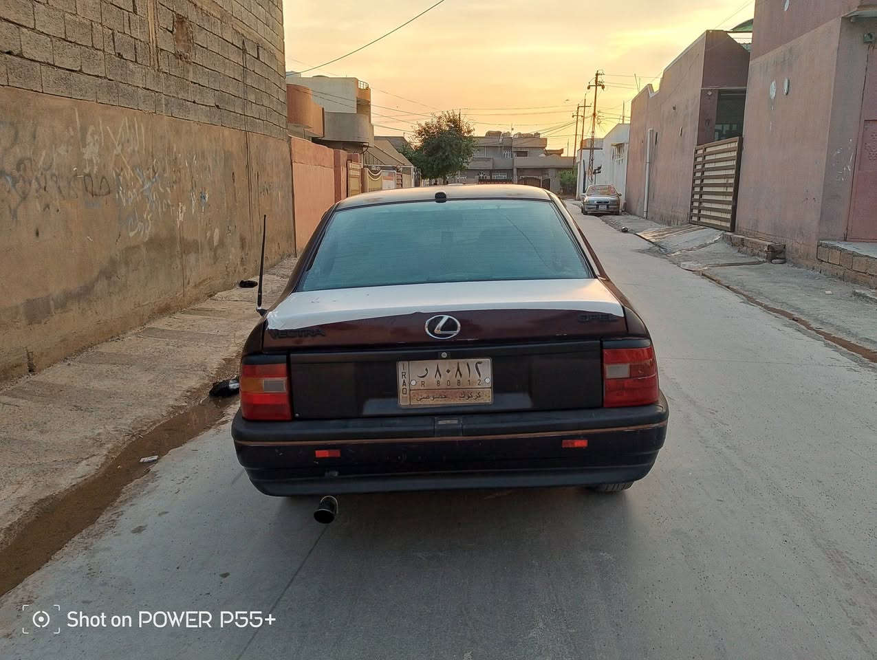 ئۆپل ڤیکترا مۆدیل 1992 مەکینە 18 لێدراوی نییە بێ سبوغ گێڕ و مەکینە بەشەرت سەنەوی 2027تازەیە کۆبۆن بەنزین لە کەرکوکم  نرخی 39 مجال ***********
