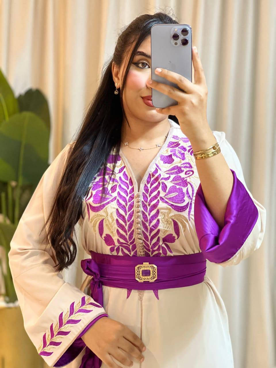 عندك خطوبة أو حفلة تعارف هذا هو القفطان المناسب
#خاماتـفخمة
#قفطانـمغربي


**إذا كنت صاحب هذا الإعلان وتريد حذفه لأي سبب، رجاءا أرسل رسالة إلى الدعم الفني**