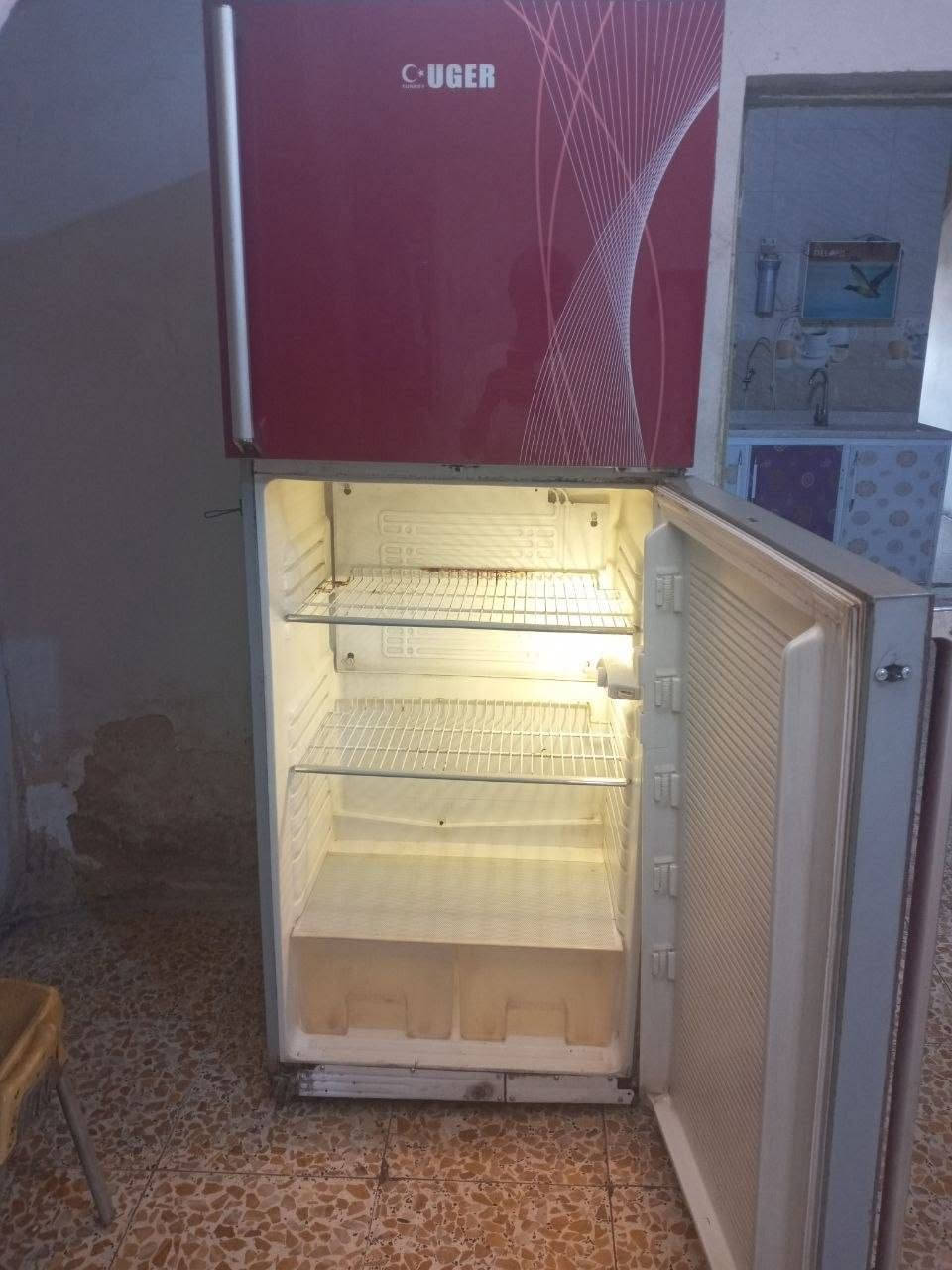 سلام عليكم عيني عندي ثلاجه للبيع نوع يوجير تركي حجم ٢٠ قدم افريز تلاث خانات تبريد وثلج ❄ خير من الله العنوان حي اور بغداد وعدنه توصيل حسب مكانك بكروه 
سعرها ١٥٠


**إذا كنت صاحب هذا الإعلان وتريد حذفه لأي سبب، رجاءا أرسل رسالة إلى الدعم الفني**