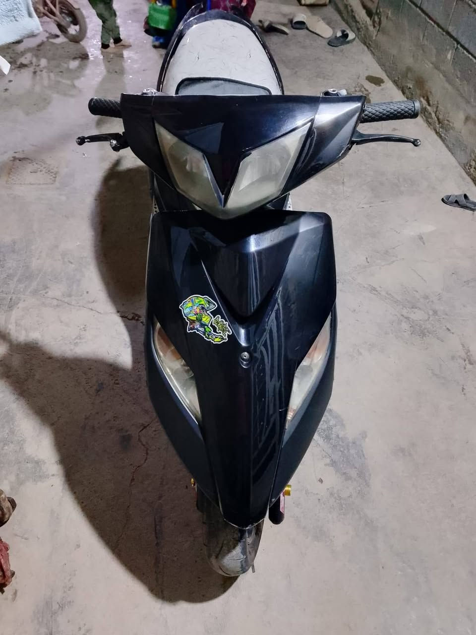 سلام عليكم ثعلب للبيع اي نقص مابيه فقط كابريتر وصخه كفرات انضاف شلعه تشك الكاع كهربائياته كله شغاله مكاني بغداد الغزاليه سعر400وبيه مجال للطيبين رقمي***********
