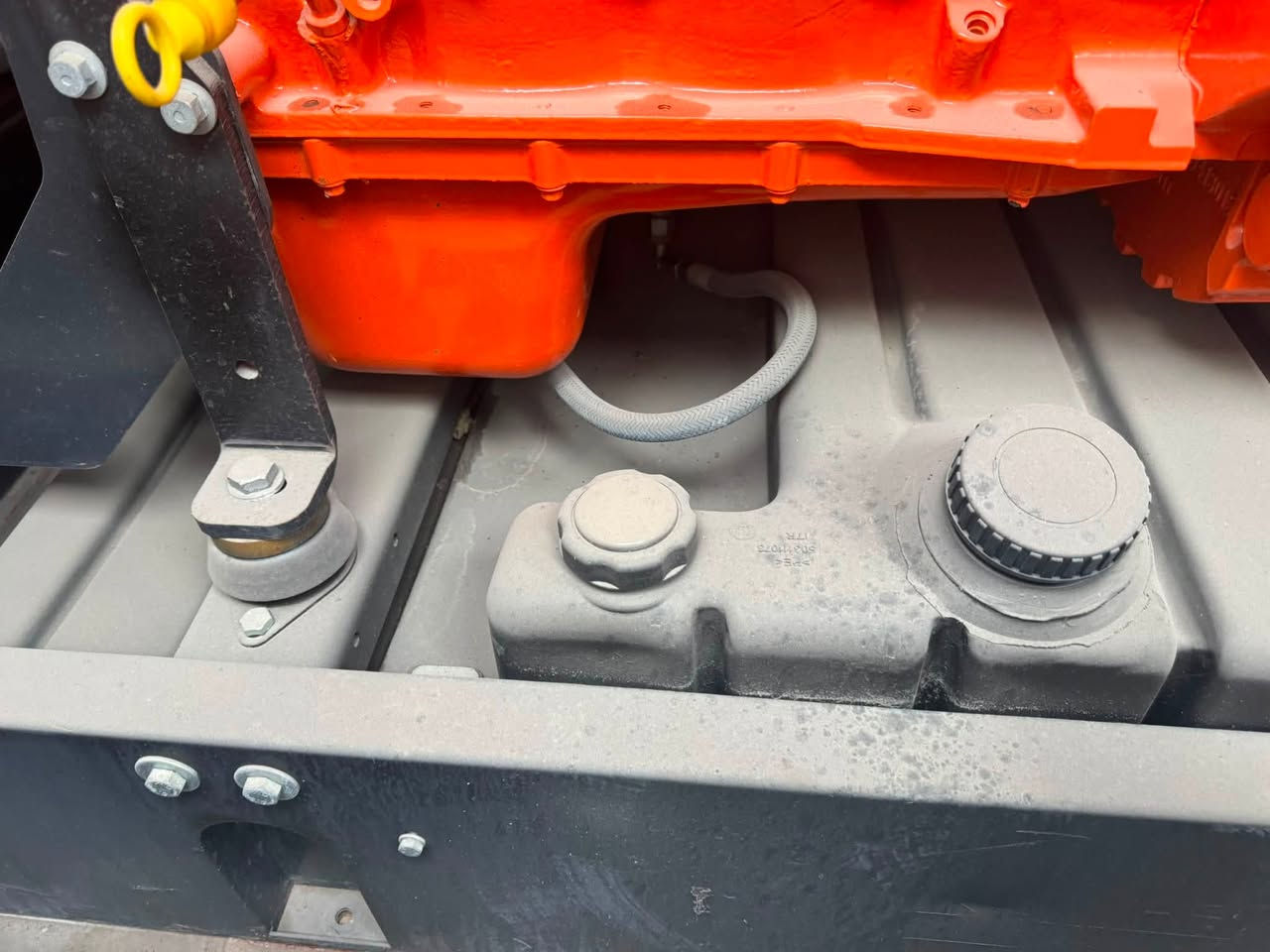 💥 مولد إيفيكو (IVECO) بلادي إيطالي أصلي
🔇 كاتم سوبر سايلنت
⚡ القدرة: 100 KVA
🆕 زيرو - لم يُشغّل

✅ أداء قوي وثابت
✅ صرفية اقتصادية
✅ هدوء عالي جداً
✅ مناسب للمعامل، الشركات، والمشاريع

📍الموقع: أربيل – الصناعة الجنوبية
🚚 التوصيل متوفر إلى جميع محافظات العراق

📞 للاستفسار والحجز:
***********
