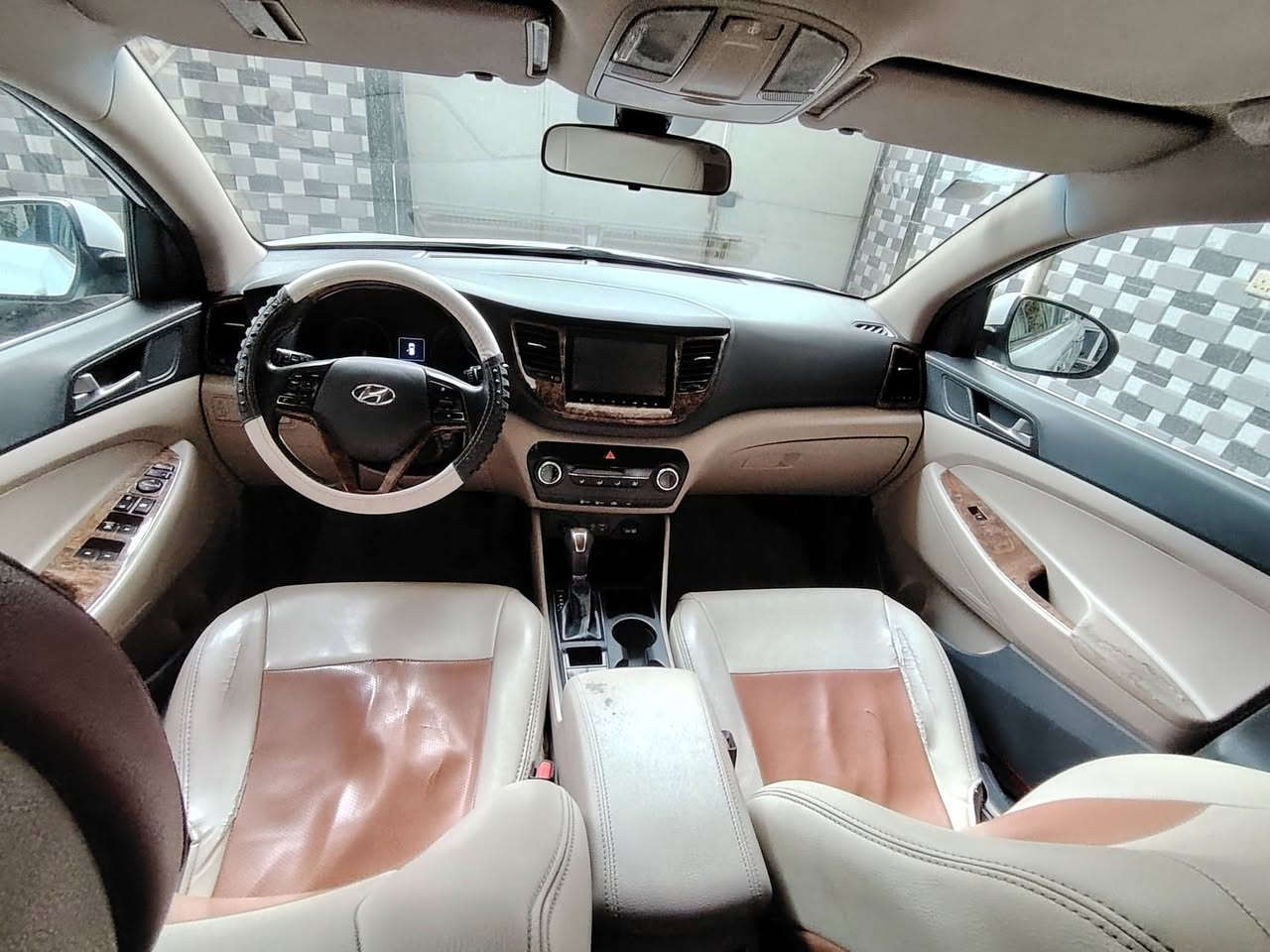 توسان ٢٠١٨ خليجيه شركة الكاصد موصفات معروفه فول عده البنراماه تحكمات ستيرن اشاير بل مري كشنات كهربائي مري شفط جلد قرمدي داخل صاج شاشه وكامره ايباد دواره ٥ويل كب ٤ دسك لايت لد ٤انضمه قياده حلوه وجميله فقط شبر كارت بل تكمه الخلفيه مئشره أثر دحجه رقم بغداد الدولي هزه جديده سعره ١٨٢ بيه مجال مكاني كربلاء رقمي ***********
***********
