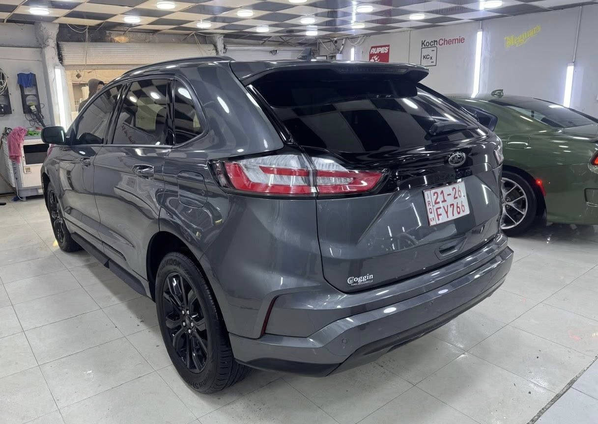 فورد EDGE  SE
موديل : 2024
العداد : 19 الف
الضرر : قطعة واحد صبغ صوره ضررها داخل المنشور
مواصفات :
_ محرك 20 تيربو
_ تشغيل بصمة
_ الابواب بصمة
_ دبل اكسل AWD
_ رادار امامي
_ نقطة عمياء
_ تحديد مسار
_ اطفاء ذاتي عند الوقوف 
_كامرة خلفي
_ شاشة سوني لمس كبير 
_ ويل كروم
السعر : 173 $ بدون رقم بي مجال
رقم كاتي : تترقم اربيل او سليمانية كلفة رقم 15 ورقة بسم المشتري
العنوان : كركوك   
للاستفسار :  وتساب ***********
