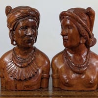 قطعتين • صنع يدوي • خشبي بارز