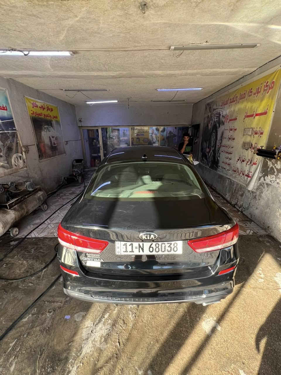 كيا أوبتما موديل 2019  LX / S رقم بغداد الجديد 
  السيارة باسمي شرط التحويل 

مكينة 2400 
السيارة مواصفاتها معروفة وخير من الله 

•حساسات قيادة 
•ترحيب بالمري 
•باتري جديد
 •فيت بم جديد
•رادار جانبي
•حساسات خلفية
•تحديد مسار
•بريك ذاتي عند الاقتراب
•فول تحكم ستيرن
•شاشه كبيرة نظام خرائط
•كار بلي
•شاشة اعطال
•اشاير بالمري
•حساس اطارات
•انظمة قيادة ( ايكو • سبورت • عادي )
•كامرة خلفية دوارة 
•مثبت سرعة 
•مانع انزلاق

السيارة حادثها اسفل الصور مو قوي ولا ضرر قوي 
قطع الحادث
اكو سونار للسيارة مع الصور بالاسفل👇

♦️السعر (    127) وبيها مجال 

للاستفسار الاتصال على الرقم ***********
📍الموقع:- بغداد ، حي الاعلام
