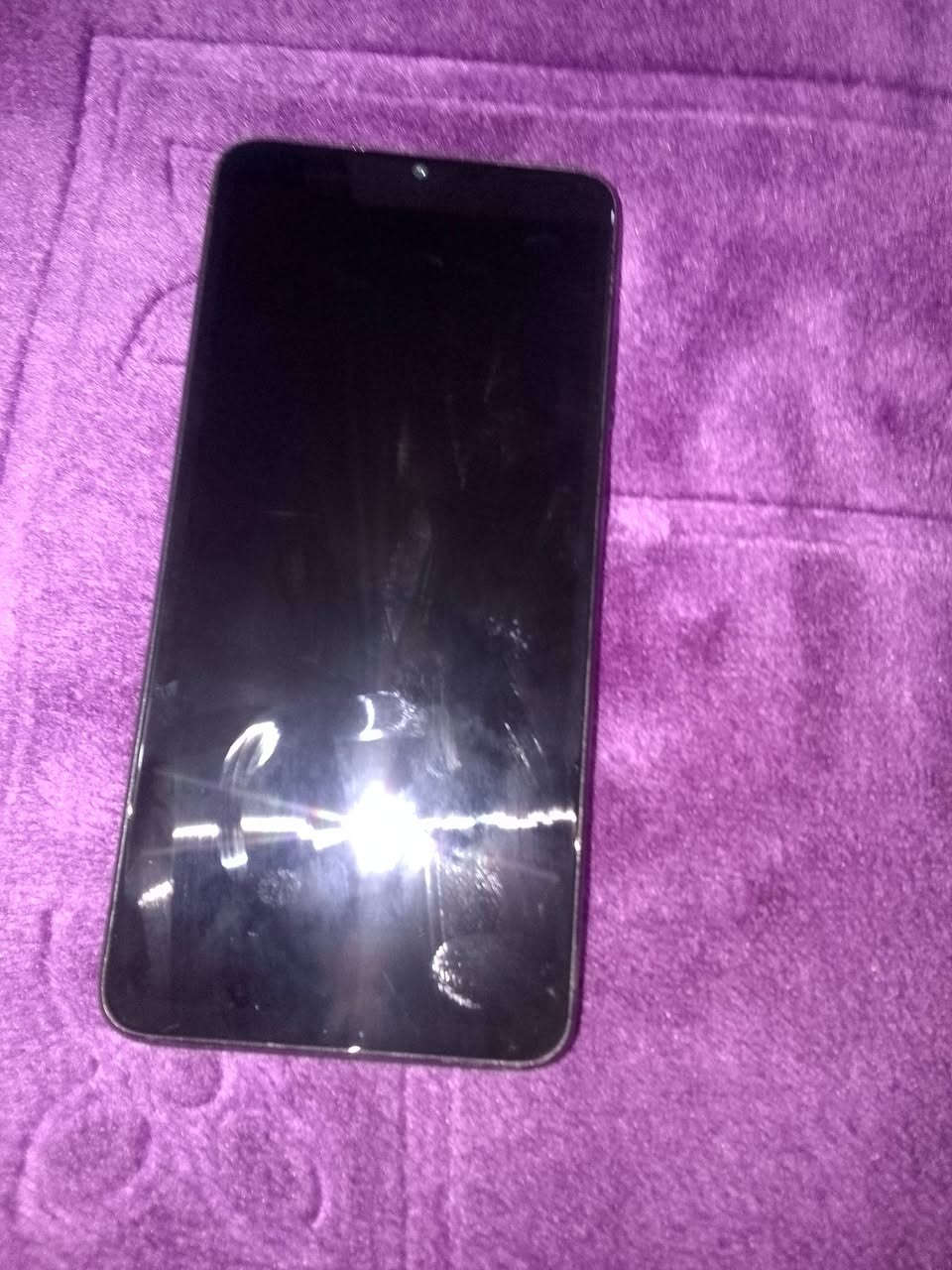 السلام عليكم متاح جهاز ريدمي جهاز نظيف جداً ذاكره 128
مكفول جهاز ماداخل تصليح مكاني خاجيه شارع 30
قرب الجسر الخظر تصال على هذا الرقم ***********
السعر 80الف🤔 التواصل  2000 داخل الكوت
