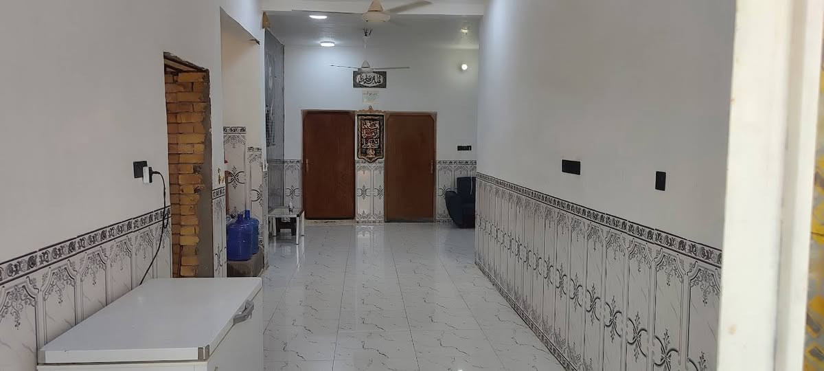 دار للبيع نهايه شارع 30 ذاك الصوب السعر 50وبيه مجال اتصل على الرقم ***********
