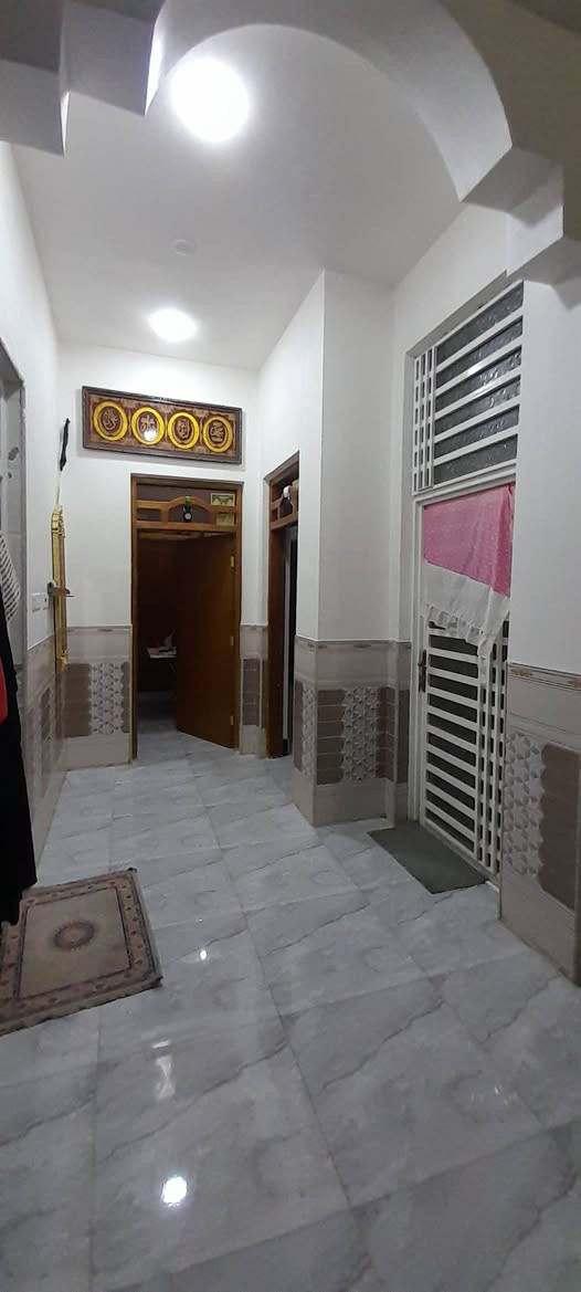 دار للبيع طابو زراعي سند ٢٥ المساحه ٢٠٠ م منطقة الدفاس  قطع كريم ماهود بناء الدار تشمل استقبال +مطبخ كبير وصاله كبيره مع صحيات عدد ٢ خارجي وداخلي مع غرفة نوم عدد ٢ وللاستفسار الاتصال على هذا الرقم ***********
