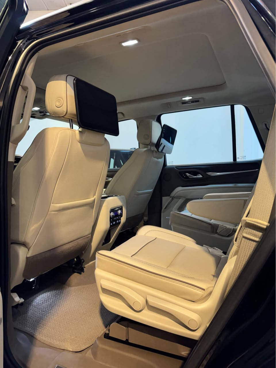 سلام عليكم 
GMC DINALI
موديل:-٢٠٢١
مواصفات فول فول سياره مكفول بشرط كل شي كلين تايتل
سياره(٧٧)كم حقيقي ماشيه 
سياره وارد خليجي ضمان
سعر كلش مناسب(530$) شويه مجال انشالله 
📞0751 571 71 72
What’s aap📞0771 445 52 62 أربيل, العراق
