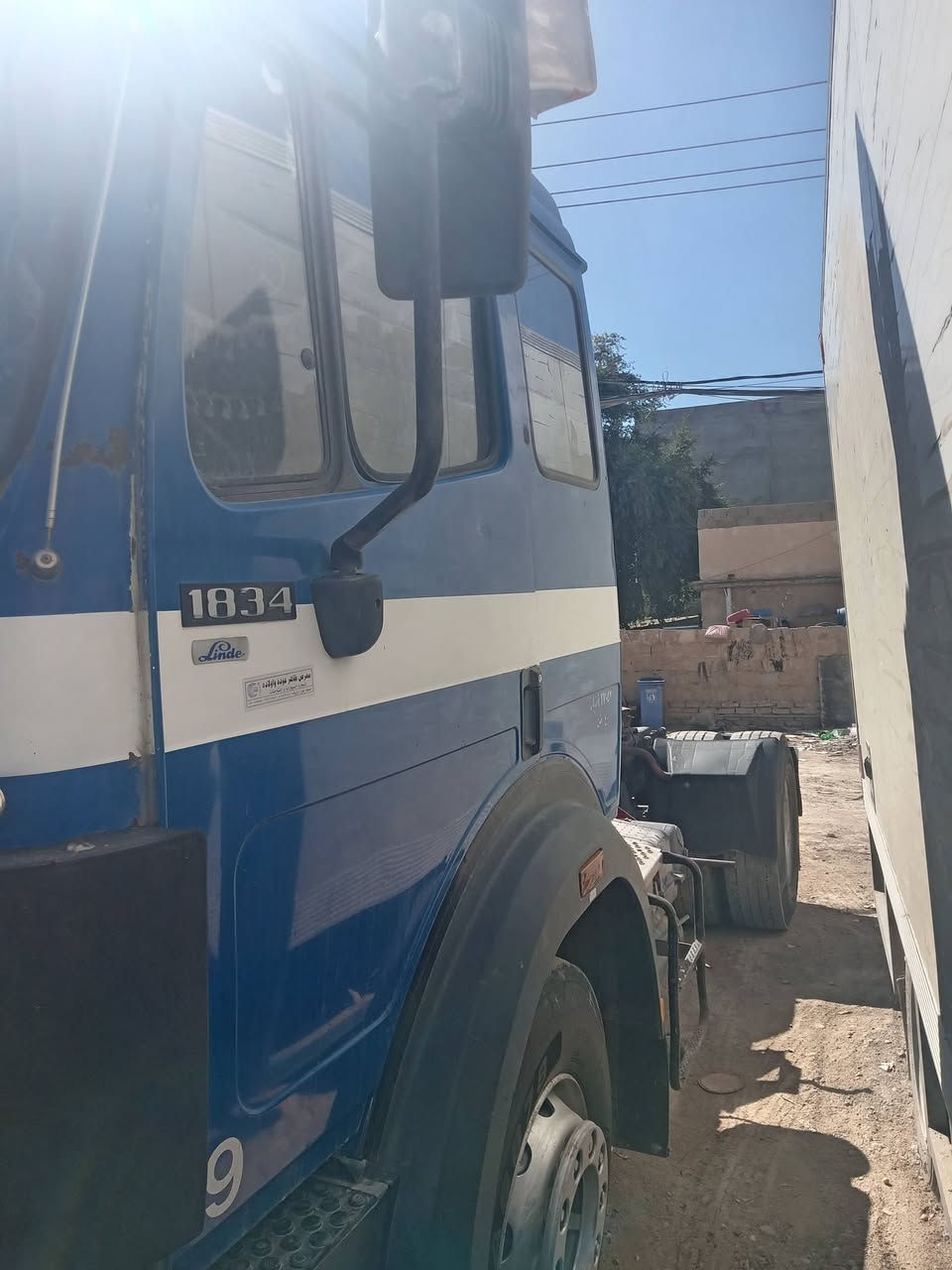 البيع كرواتي بلديه تخم تاير رقم انكليزي  موديل ٩٣مداور ثاني يوم السعر ١٦٥ وبيه مجال ***********5
