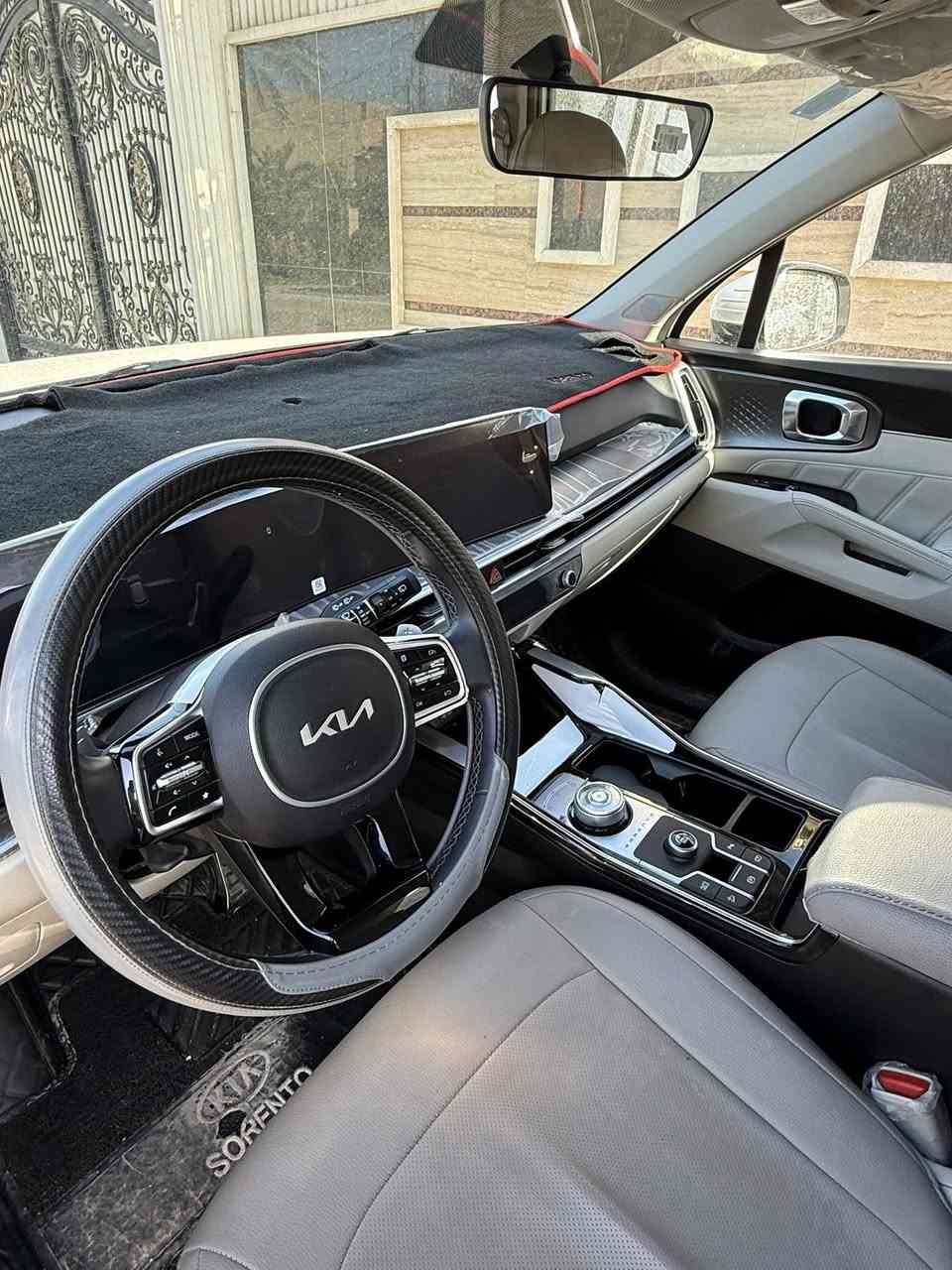 السلام عليكم ..للبيع سورنتو 2024 خليجي
كفاله وكاله دوليه ماشيه 42 كم سياره جديده

معروفه مواصفاتها بدون بنراما 6 سلندر 

العنوان بغداد السيديه

للاستفسار ***********
