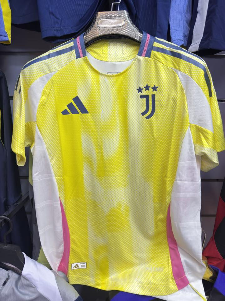 تقريبا 400 قطعة بيع تصفية ***********
