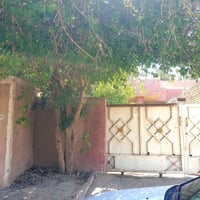 الأسود • ٣٠٠م • ٣ غرف