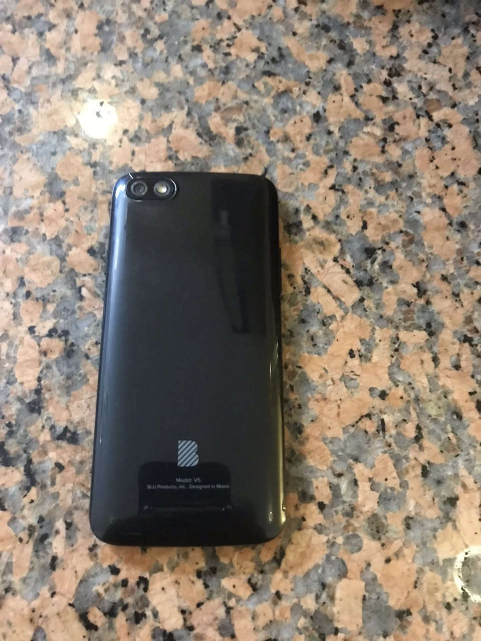 موبايل اسمه Blue خطين ورام اخو الجديد ذاكره ٣٢ وياخذ رام سعره ٤٠ مكاني زيونه بغداد


**إذا كنت صاحب هذا الإعلان وتريد حذفه لأي سبب، رجاءا أرسل رسالة إلى الدعم الفني**