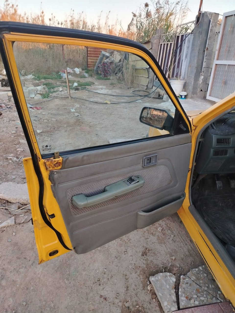 سلام عليكم ورحمه الله وبركاته
سايبا موديل 11 نطيفه فووول 
كير ومكينه وتبريد وكهربائيات خير من الله كفاله 
بس بيه طخر بالجاملغ الخلفي شويه ومعمر والباقي كفاله 
سنويه بسمي جذيده هيئة وغرامات مصفره 
سعر 30 بيه مجال 
بغداد .. ثعالبه 
تفاصيل اكثر اتصل ع ***********
