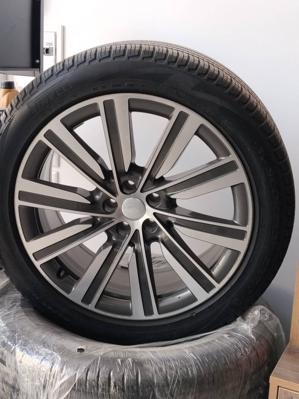 AUTO LAND
ارض السيارات قطع غيار رانج روڨر
معسكر الرشيد ـ مجمع المكارم 
***********
