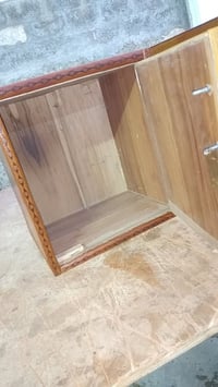 خزائن • للبيع • ديكور منزلي