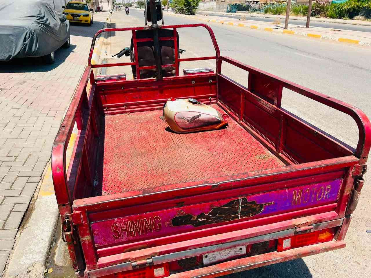 للبيع محرك 23 صفر كهربائي كل شغال سلف كامل سعر 925 بيه مجال مكان طوز شراي خابر ***********
