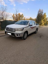 هايلوكس • ٢٠٢٠ • ٧٠٠٠٠ كم