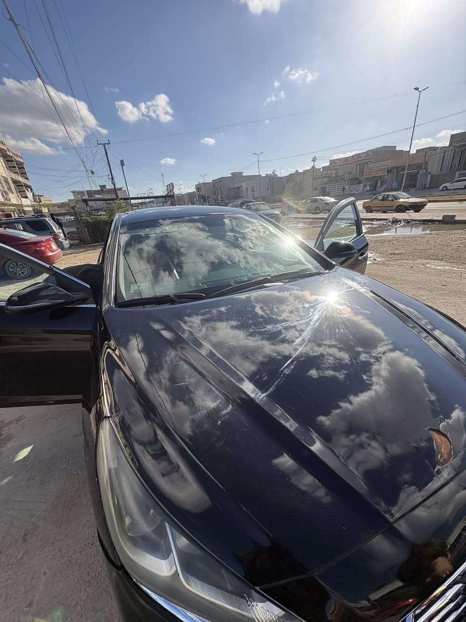 "مراوس بفورد سكيب هايبرد"
هونداي سوناتا 2018
مواصفاتها
بصمة تشغيل
دخول ذكي
تحكمات ستيرن
كشن كهرباء
تدفئة كشنات
كاميرا خلفية
نقاط عمياء
حساسات خلفي
السيارة زارع الها عدسات LED وبعدهن داخل الضمان يعني دبل عالي
وارد امريكي
بدون شاصي ولا لغد
ضررها جاملغ وبنيد
 ايرباك فقط ستيرن
وبيها طخه بالباب الخلف السايق ما مصلحها موضحة بالصور وبيها بارد بالصندوق 
صور الحادث بالمنشور ورقم الشاصي هم موجود 
رقم سليمانية
بإسمي وشرط التحويل شوكت متحب
ماشية 83 ميل
هذا رقم الشاصي

5NPE34AF9JH632345

مكان السيارة بغداد


**إذا كنت صاحب هذا الإعلان وتريد حذفه لأي سبب، رجاءا أرسل رسالة إلى الدعم الفني**