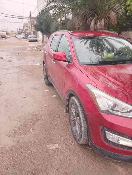 سنتافي وارد امريكي رقم بغداد بأسمي بيه قطعتين صبغ باب صندوك نصه باب السايق والجاملغ بدون دواخل محرك مبدل جديد بدون تجفيت سياره جاهزه من كل النواحي مكاني بغداد الشرطه الرابعه *********** كربلاء
