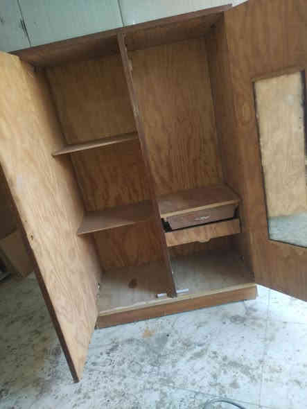 السلام عليكم
كنتور بابين صاج
السعر ٩٠
المكان الكريعات الفرع المقابل لمطعم البلام العائلي موبايل ***********
لانرد علي التعليقات فقط الاتصال
