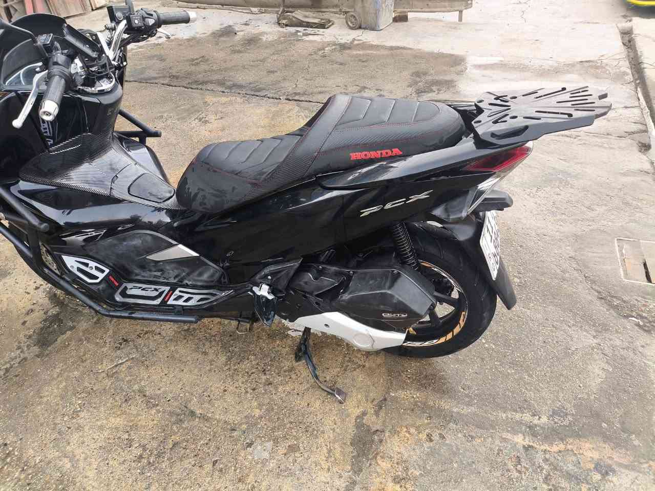 سلام وعليكم بي سي اكس جيل 3للبيع مرقمه رقم وسنويه دراجه جديده ماشيه قليل 18الف العنوان بغداد حي اور تفاصيل اكثر اتصل ***********
