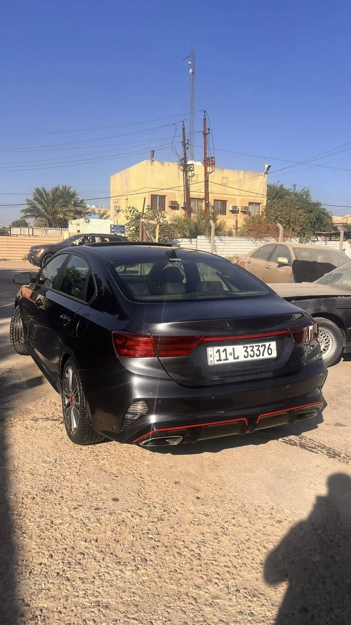 السلام عليكم كيا فورتي موديل 23 للبيع فئة GT رياضيه السياره حادثها جاملغ خلفي و صندوق بدون ايرباك ماشيه 36 ميل السياره فول فول مواصفات اي مواصفه ببالك موجوده تبريد كشنات تدفئه رادار ٣٦٠ تحديد مسار تحديد سرعه تفاعلي نقاط عمياء فتحه سقف كشنات كهرباء وجلد نظام صوت هارمن كادرن السياره تخم تايرات جديده انتاج ٢٥ و بطاريه جديده اي نقص مابيها و عدها تعديل بل اكزوز صوت حلو و مرتب صور الحادث امامكم موجوده سعرها 153 ومجالها قليل جدا رقمي *********** رقمها بغداد و مكاني بغداد السيديه
