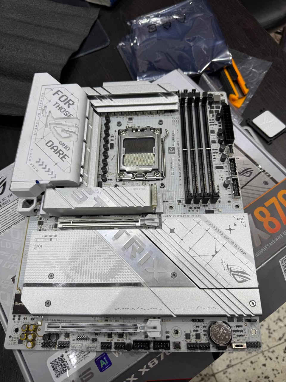 ASUS ROG Strix X870‑A Gaming WiFi 7
البيع 350 الف قفل موجود توصيل بغداد, العراق


**إذا كنت صاحب هذا الإعلان وتريد حذفه لأي سبب، رجاءا أرسل رسالة إلى الدعم الفني**
