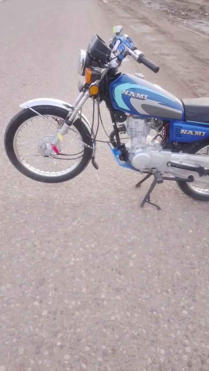 سلام عليكم دراجة للبيع موديل 20 اوراق اصوليه تعمير 24 مكفوله السعر 750 وبيه مجال  العنوان رفاعي اسفسار على الرقم ***********.
