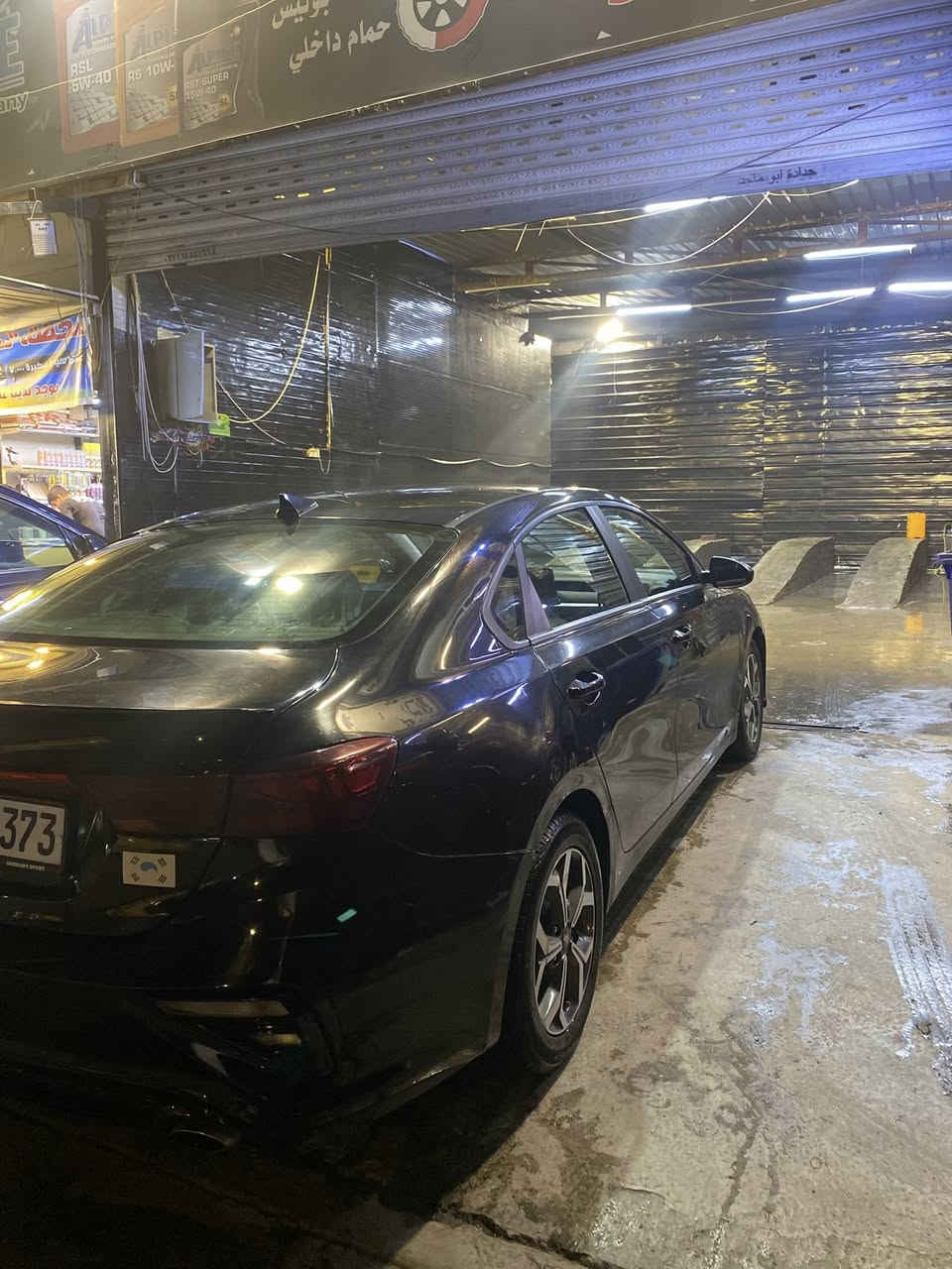 كيا فورتي 2019 ماشية 85ميل حادث موجود بصورة 
و بية بارد جاملغ سايق و جاملغ خلفي بدون دواخل و شواصي مكاني حي الجامعة *********** 115 بية مجال
