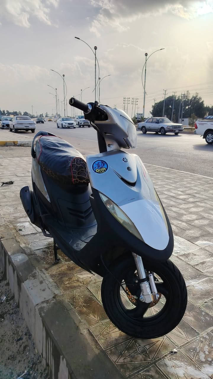 للبيع دراجه ماكس عدله مامفتوحه عله البلاد كهربائية شغاله كله سلف  هورن اشاير لايت زنون كيج بانزين عداد سرعه كله شغاله ماتخسر ربع عليه ناصريه مركز *********** السعر 650 وبيه مجال
