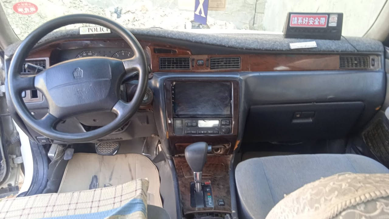 سلام عليكم شباب عدنه سياره راس الثور للبيع بيه ضربه بل حوض والباقي كفاله عامه راعيه بل نجف الاشرف بل حولي 
السياره كلشي شغال تبريد شغال مكينه و كير كلشي شغال رقم انكليزي صلاح الدين سعره70ورقه و بيه مجال مكان نجف الاشرف الرقم***********
