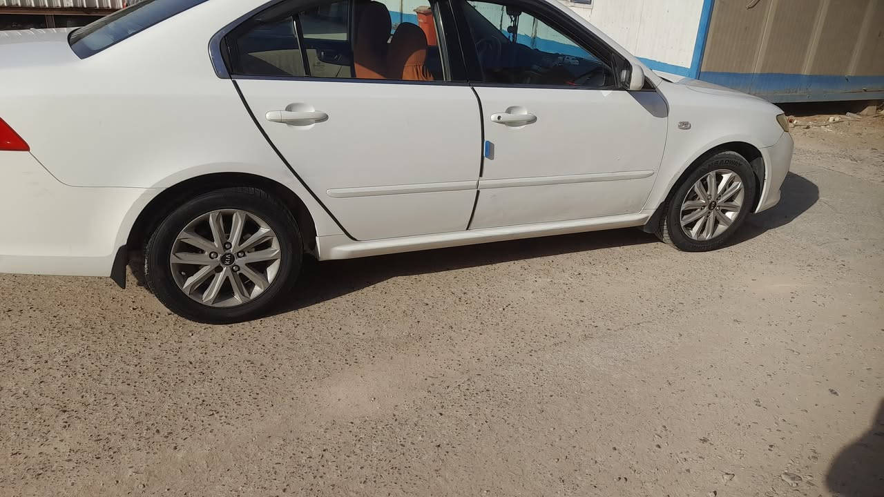 سلام عليكم ورحمة الله وبركاته سياره كيا اوبتيما موديل ١٠خليجي رقم دهوك بسمي لسنت 29  مصفره من كلشي تريد تحويل تريد وكاله سياره خير من الله بيها بس بارد جاملغ اليمن شويه سياره كلش حلوه ومال جناي السعر 127 وبيها مجال ***********  / ***********
