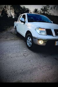 للبيع نيسان نيفارا (2009) كير عادي  6نمر الاستفسار 07829000643