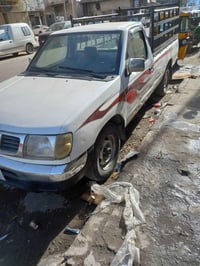 نيسان تك موديل0202 السعر  70 وبهيه مجال 07712084522