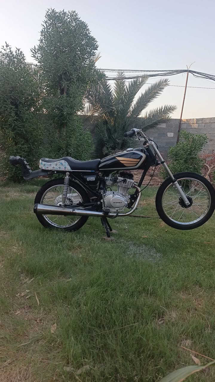 سلام عليكم للبيع  دراجه مكينه انتنس سعر450 وبيهه مجال شي قليل كلك مكفوله تعمير جديد  مكاني كربلاء حي لعباس ***********
