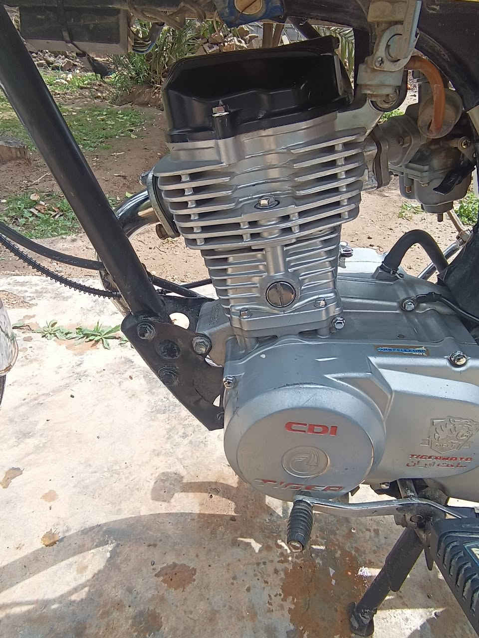 تايگر للبيع موديل 21اوراق كاملة السعر 350/التواصل عل رقم***********/المقدادية منطقت نوفل المو شراي لايتصل بيهة مجال بصيط
